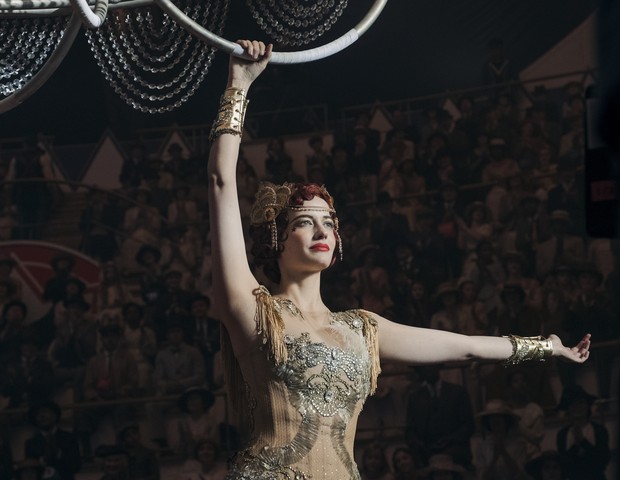 HIGH-FLYING STAR – Eva Green stars as Colette Marchant, a French-born aerialist and high-flying star at a state-of-the-art amusement park called Dreamland. Directed by Tim Burton, Disney’s all-new, live-action adventure “Dumbo” opens in U.S. theaters on M (Foto: Jay Maidment)