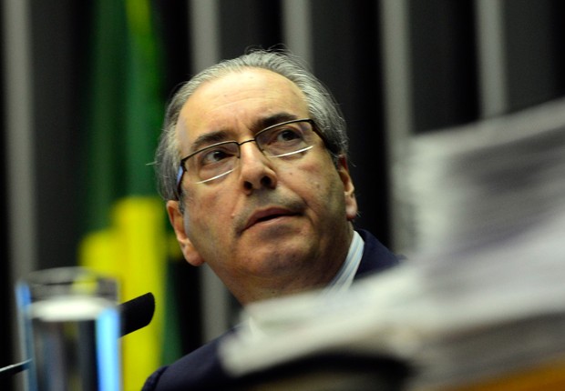 O presidente da Câmara dos Deputados, Eduardo Cunha (PMDB-RJ), preside sessão de votação em Brasília (Foto: Valter Campanato/Agência Brasil)