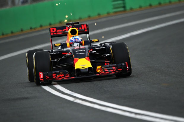 Carro da Red Bull na temporada 2016 da Fórmula 1 (Foto: Getty Images)