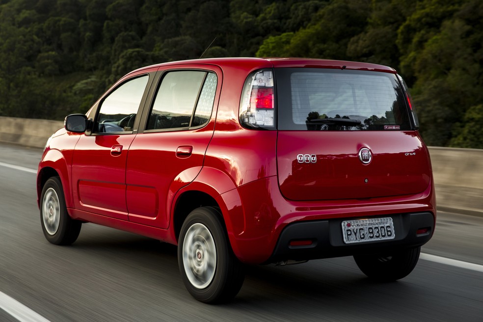 Fiat Uno 1.0 também está no recall (Foto: Divulgação)