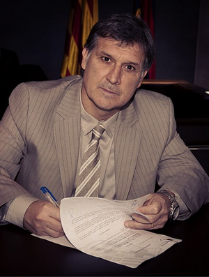 Tata Martino assina novo contrato com o Barcelona (Foto: Reprodução / Instagram)