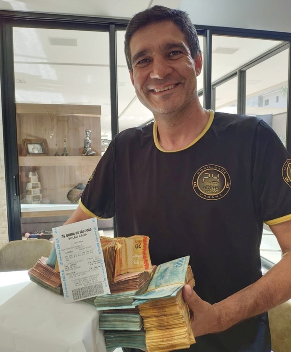 Em 2019, grupo faturou R$ 1,1 milhão na Quina de São João. — Foto: Arquivo pessoal/ Reprodução 
