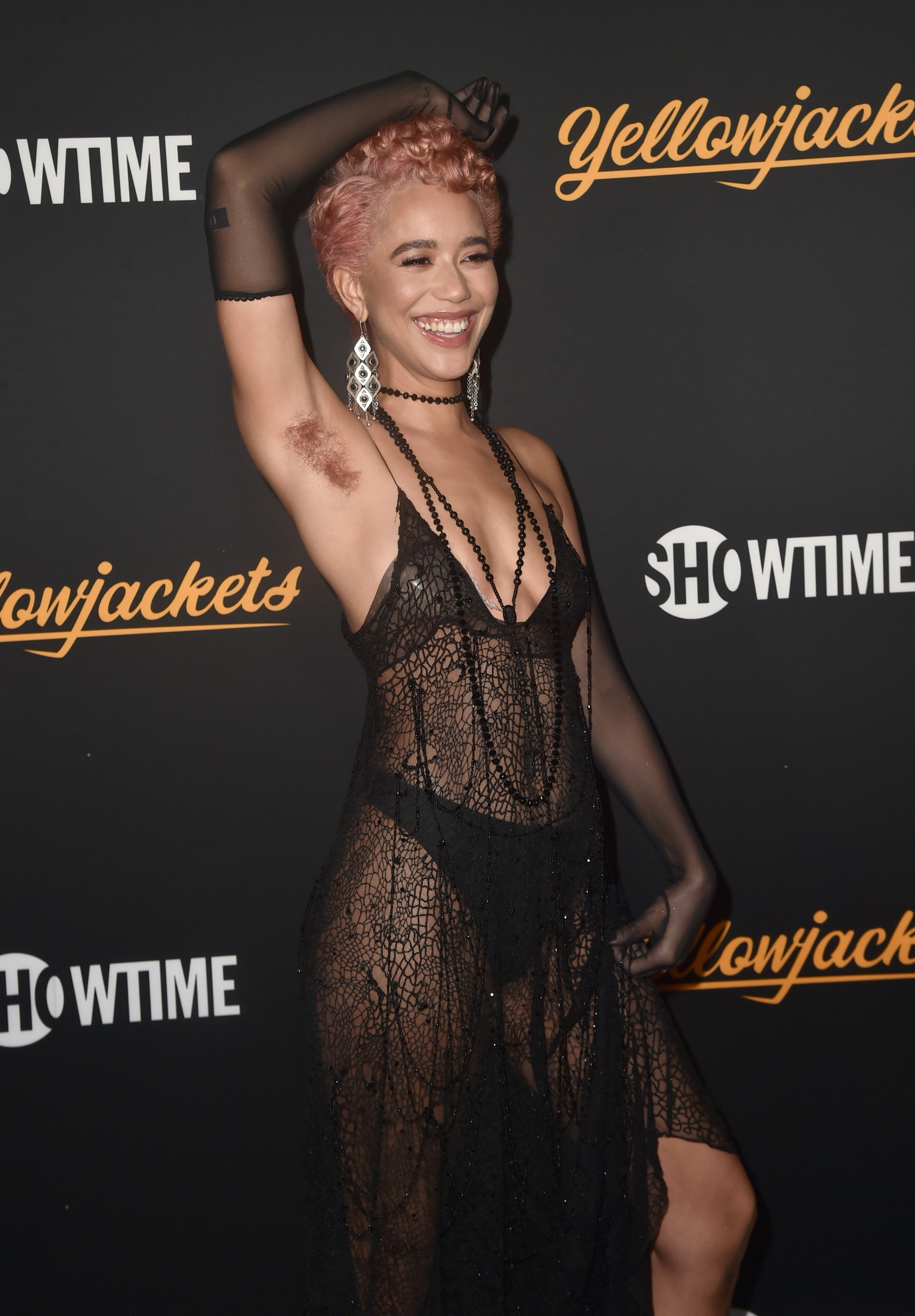  Jasmin Savoy Brown na première da série Yellowjackets em Hollywood em novembro de 2021 (Foto: Getty Images)