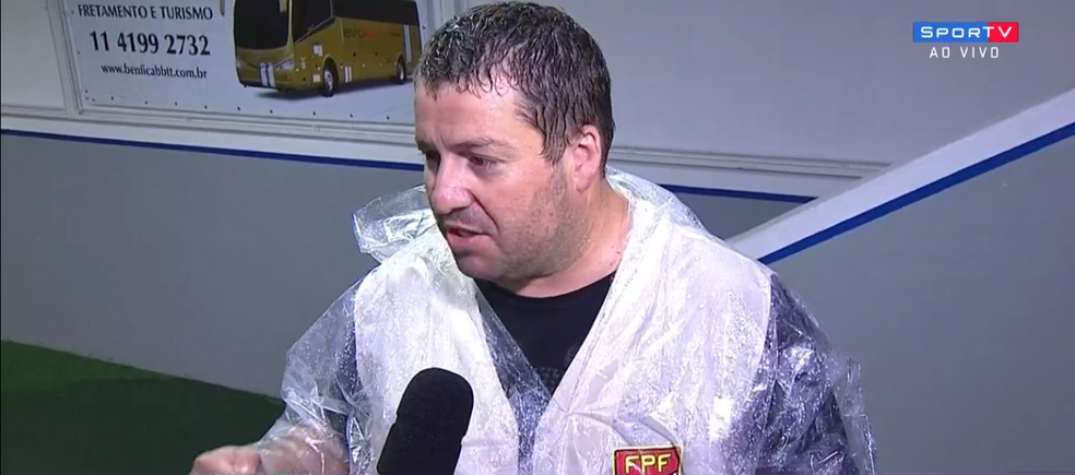 Cinegrafista Sandro Ferreira diz ter levado choque após raio (Foto: Reprodução SporTV)