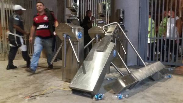 Melhor prevenir... Fla faz apelo para torcedor chegar cedo ao Maracanã na final