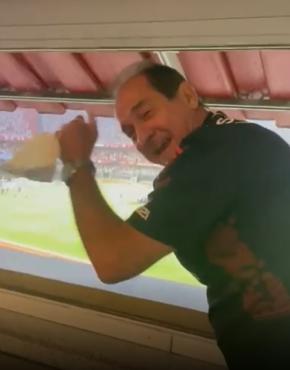 Te Arrepiou? Você chorou junto com Muricy Ramalho, ao ver a festa da torcida tricolor eliminando o Corinthians?