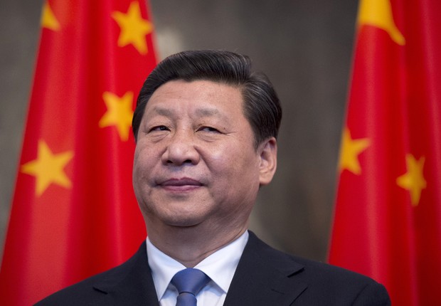 Xi Jinping é reconduzido presidente da China, sem limite para número de