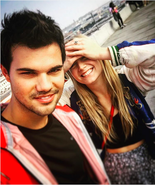 Billie Lourd e Taylor Lautner (Foto: Instagram)