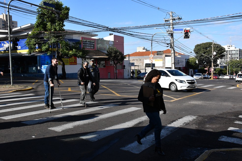 Fiscalização encontrou falhas em botões sonoros para deficientes em semáforos de Presidente Prudente (SP) — Foto: Elisângela Lucca