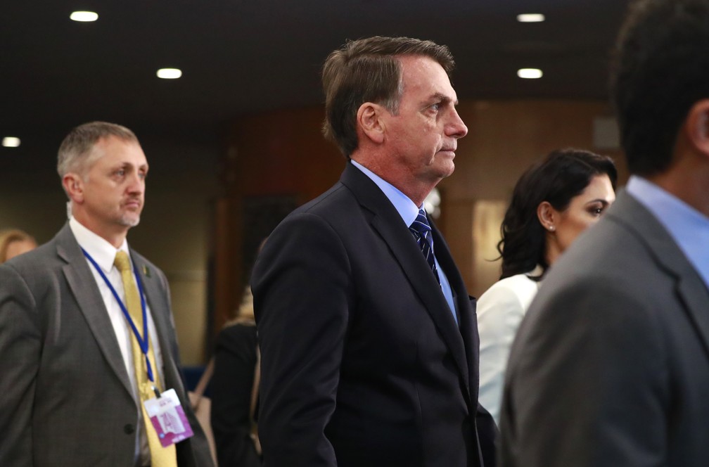 O presidente Jair Bolsonaro chega ao debate geral da ONU nesta terça-feira (24), em Nova York. — Foto: Yana Paskova/Reuters