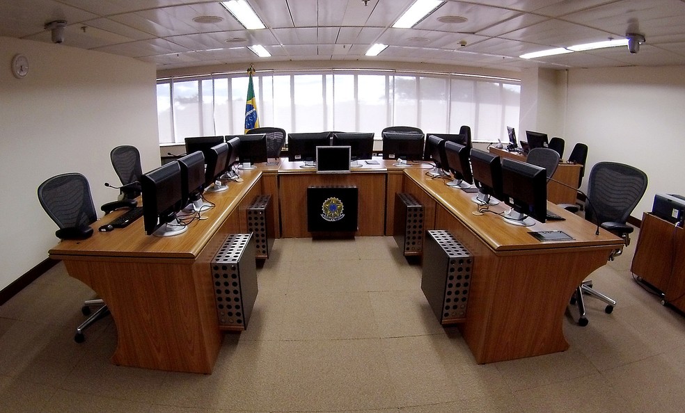 Sala onde será o julgamento da apelação da defesa do ex-presidente Lula (Foto: Sylvio Sirangelo/TRF4/Divulgação)