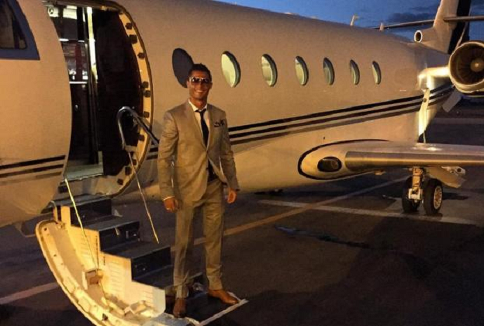 Cristiano Ronaldo o jogador mais bem pago do mundo