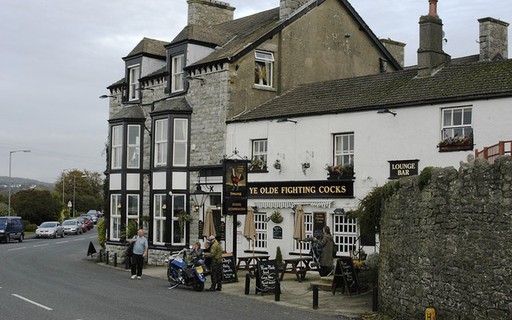 Pub mais antigo da Inglaterra, possivelmente com 1.229 anos, fecha