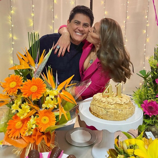 Elaine Mickely comemora aniversário na mansão da família (Foto: Reprodução/Instagram)