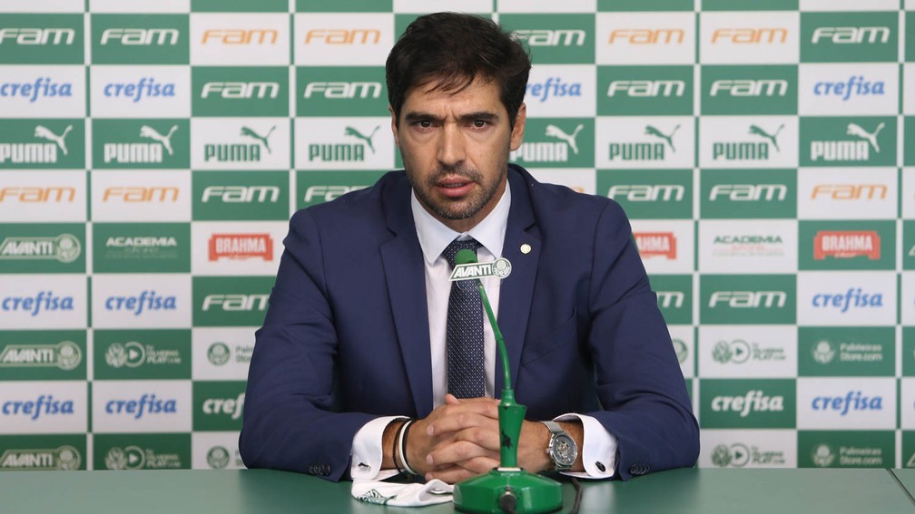 Abel Ferreira em sua apresentação no Palmeiras — Foto: César Grecco / Ag Palmeiras