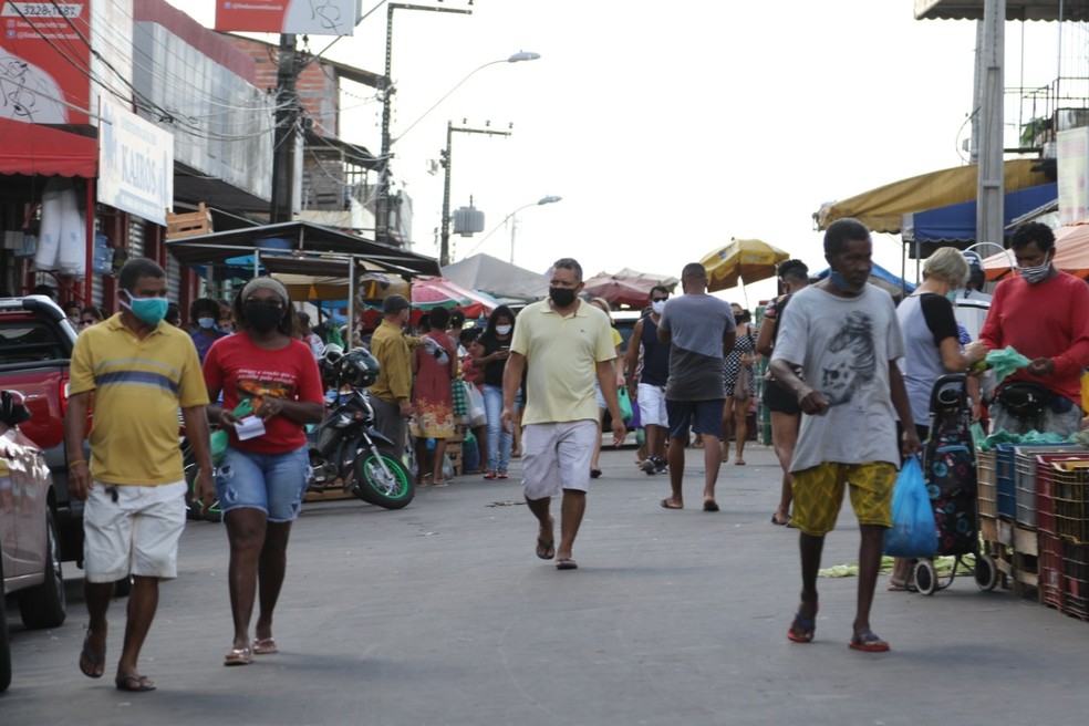 SÃO LUÍS (MA) - Movimentação foi grande na feira do Anjo da Guarda. — Foto: Adriano Soares/Grupo Mirante.