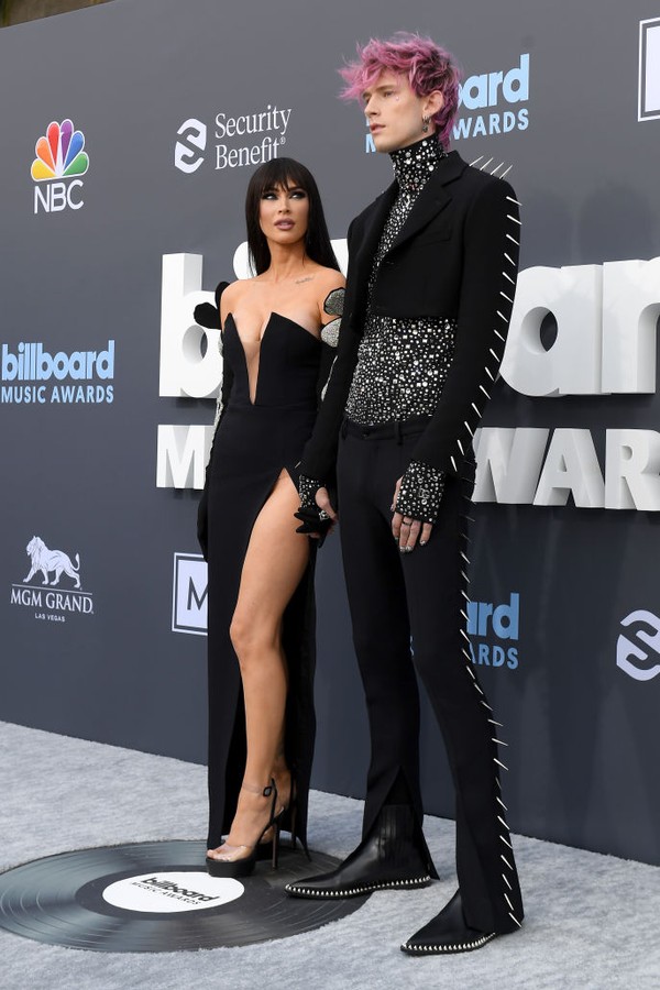 LAS VEGAS, NEVADA - MAY 15: Megan Fox and Machine Gun Kelly attend the 2022 Billboard Music Awards at MGM Grand Garden Arena on May 15, 2022 in Las Vegas, Nevada. (Photo by Bryan Steffy/WireImage) (Foto: WireImage)