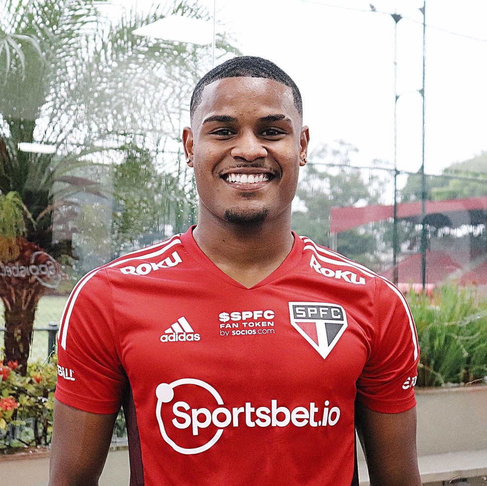 Novas lesões abrem espaço para Nathan, Caio Paulista e Patryck nas laterais do São Paulo