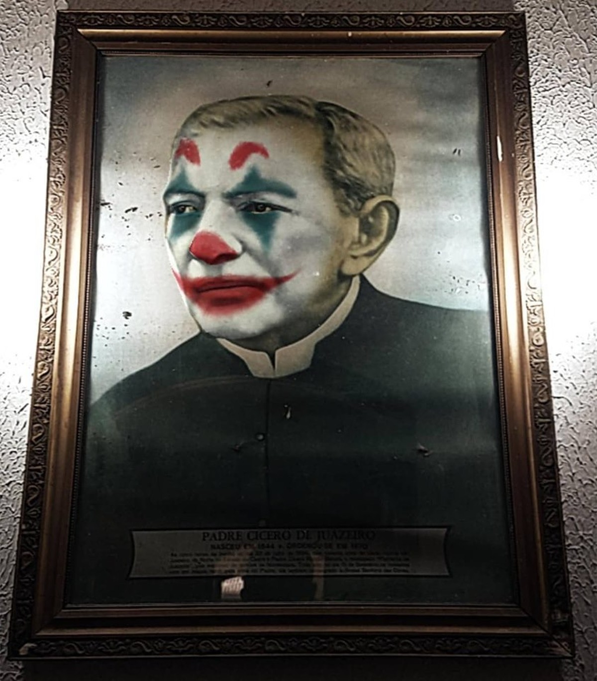 Cineasta E Ameacado Por Usar Maquiagem Do Coringa Em Retrato De Padre Cicero Ceara G1