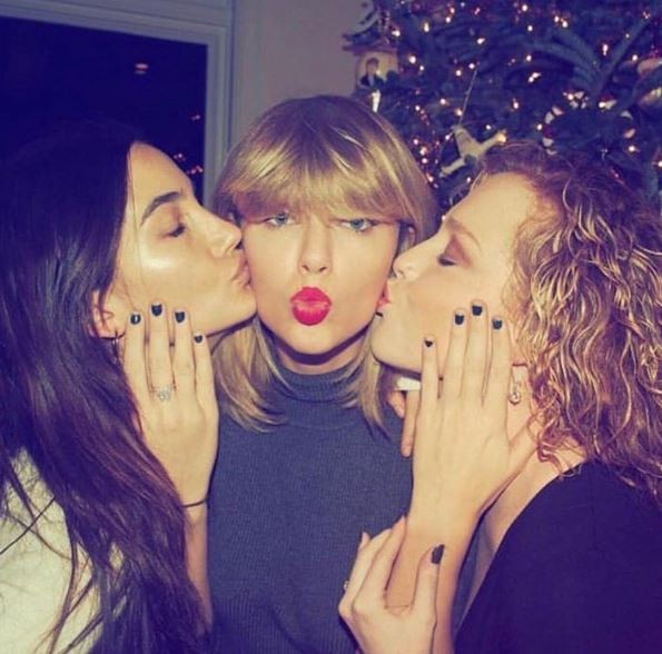 Taylor Swift, Lilt Aldridge e Abigail Anderson  (Foto: Reprodução/Instagram)