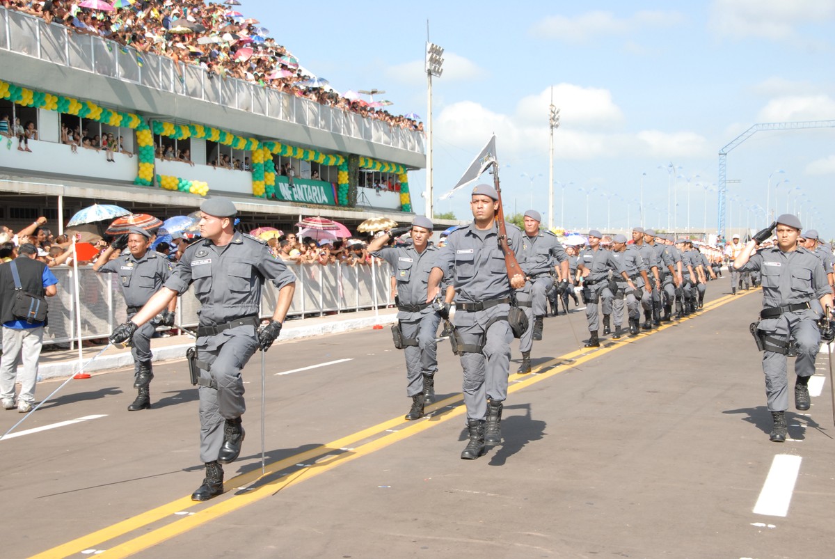 Governo convoca mais 200 classificados do concurso da Polícia Militar ...