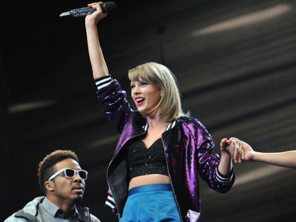 Taylor Swift durante apresentação recente em Kansas City (Foto: Getty Images)
