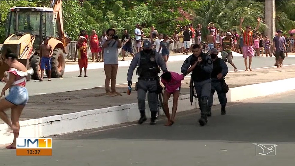 Quatro pessoas foram detidas durante a operação. — Foto: Reprodução/TV Mirante