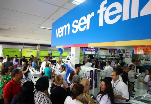 Inauguração de loja do Magazine Luiza na zona sul de Porto Alegre (Foto: Reprodução/Facebook)