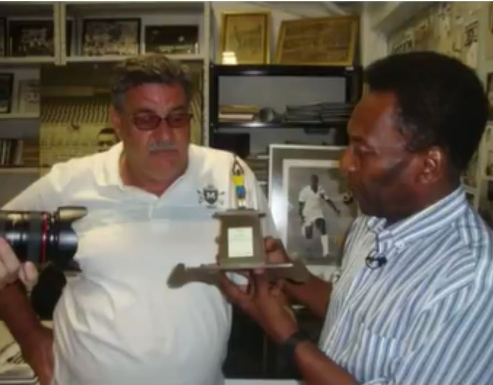Historiador do Santos FC revela curiosidades da carreira de Pelé, que completa 82 anos — Foto: Reprodução/TV Tribuna