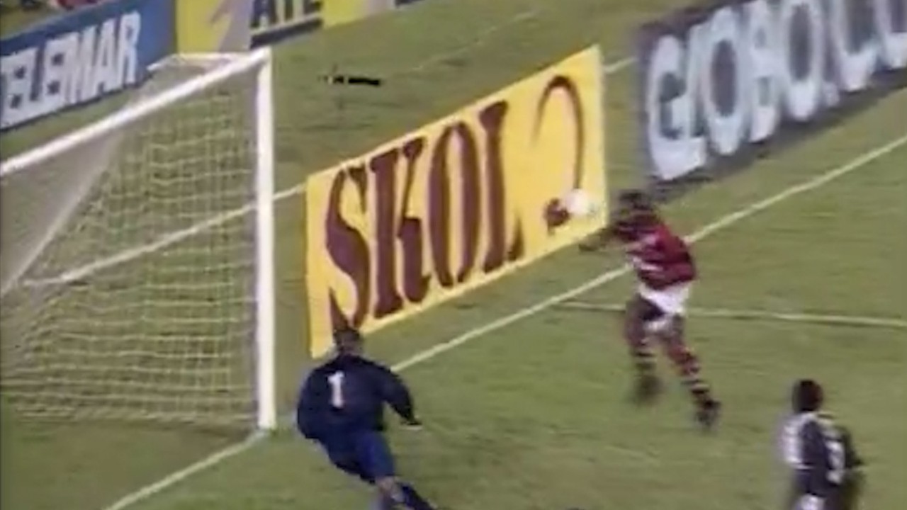 Beto vibra com primeira convoca&ccedil;&atilde;o do filho para um jogo do Flamengo: Radiante