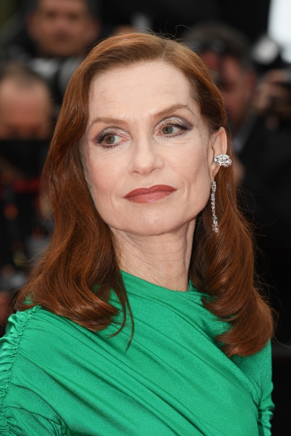 CANNES, FRANCE - MAY 22: Isabelle Huppert attends the screening of "Forever Young (Les Amandiers)" during the 75th annual Cannes film festival at Palais des Festivals on May 22, 2022 in Cannes, France. (Photo by Pascal Le Segretain/Getty Images) (Foto: Getty Images)