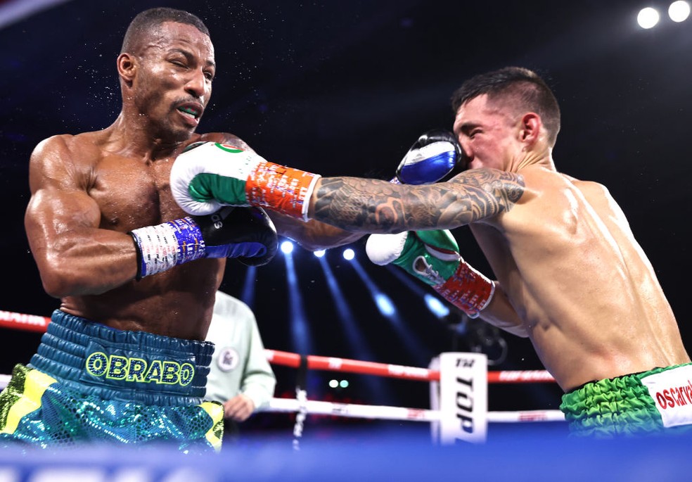 CMB mantém derrota de Robson Conceição para Oscar Valdez — Foto: Getty Image