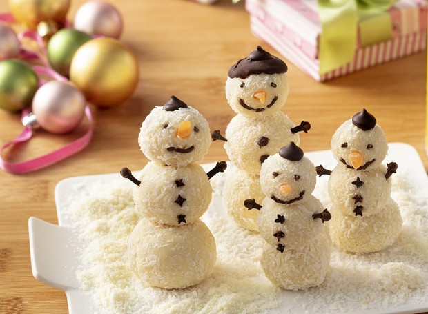 Bonecos de neve com leite ninho: aprenda a fazer o doce para o Natal - Casa  e Jardim | Doces