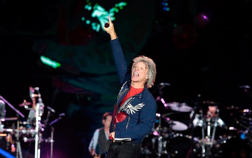 Bon Jovi no palco Mundo