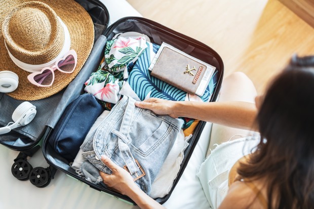 Checklist da mala de viagem: o que levar e como organizar (Foto: Getty Images/EyeEm)
