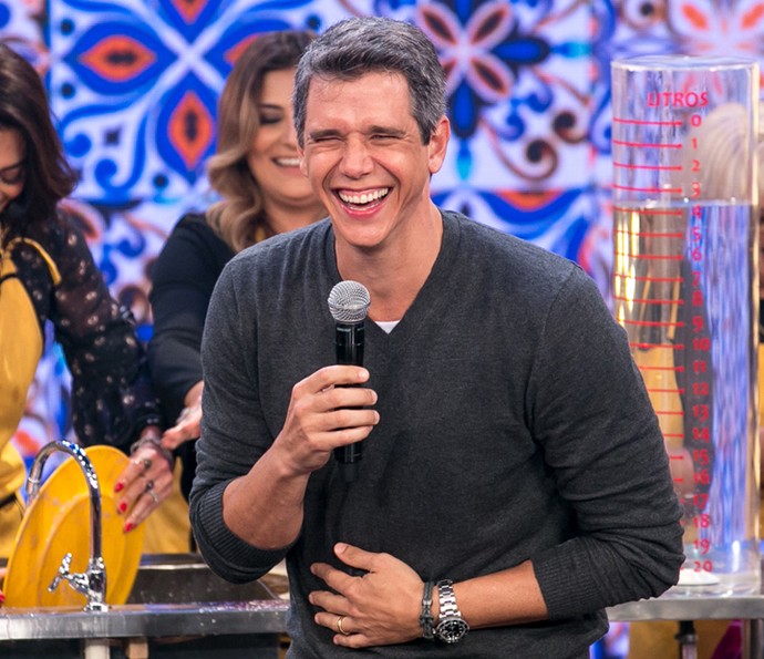 Marcio Garcia cai na risada durante o primeiro 'Tamanho Família' (Foto: Isabella Pinheiro / Gshow)