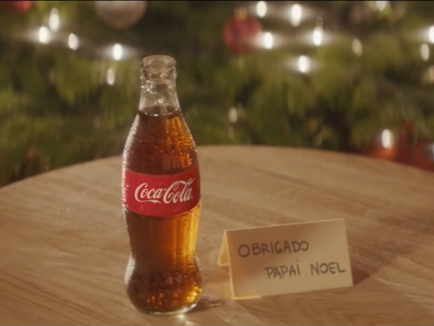 Na campanha de Natal, última garrafa de refrigerante é destinada ao Papai Noel (Foto: Divulgação)