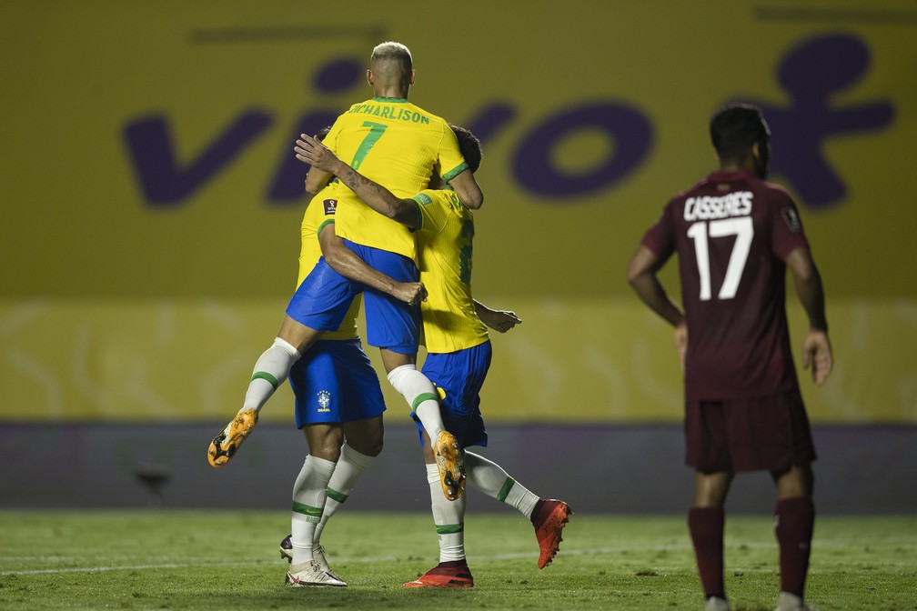 Jogadores da Seleção festejam gol sobre a Venezuela — Foto: Lucas Figueiredo / CBF