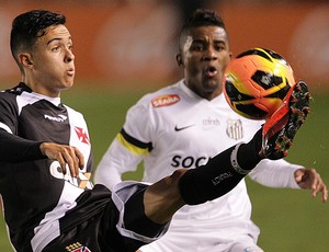 Montoya, Santos x Vasco (Foto: Marcelo Sadio/Vasco.com.br) Montoya, Santos x Vasco (Foto: Marcelo Sadio/Vasco.com.br)