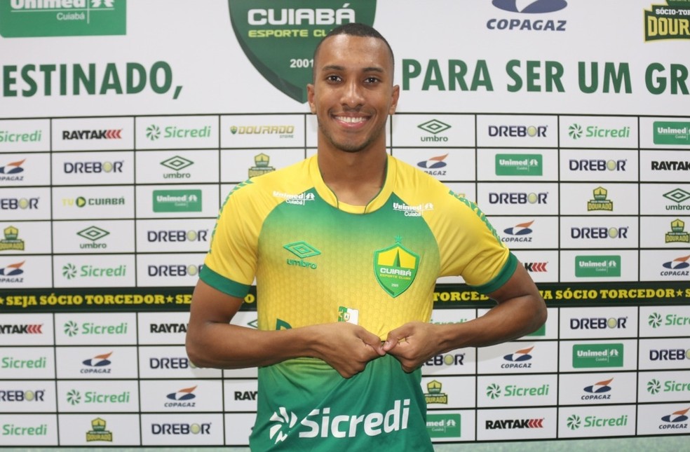 Lucas Braga, novo atacante do CuiabÃ¡ â Foto: AssCom Dourado