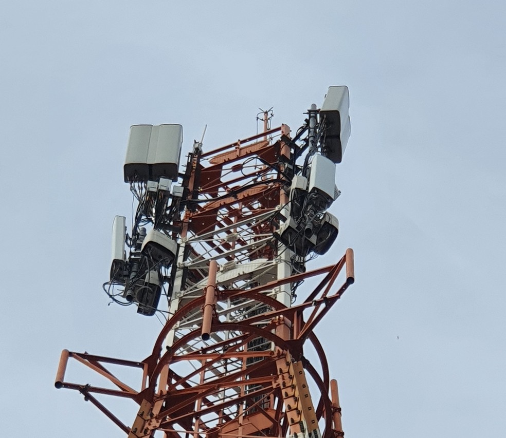 Antena de telefonia móvel instalada na Vila Formosa, em Presidente Prudente (SP) — Foto: Bruna Bonfim/g1