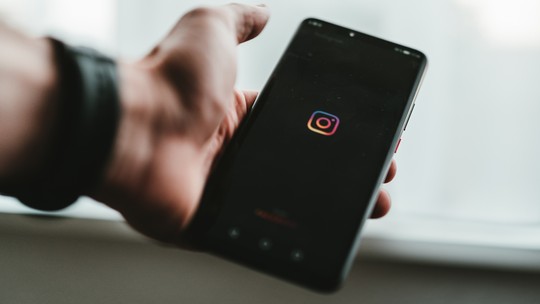 Instagram desmente que passará a permitir saber quem visitou seu perfil