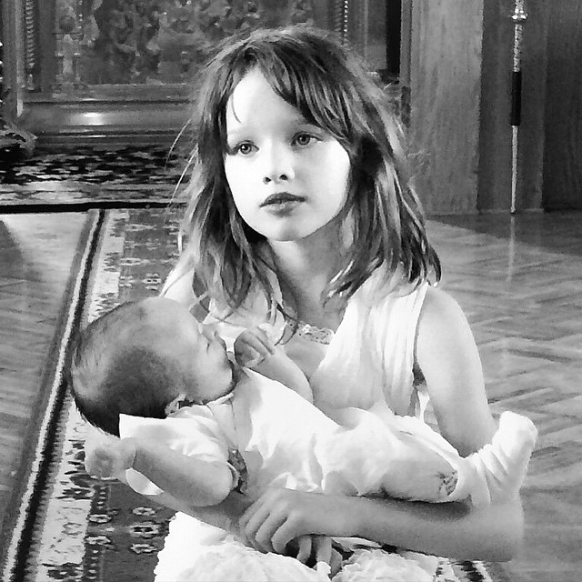 Dashiel, a caçula, com a irmã mais velha, Ever (Foto: Reprodução/Instagram)