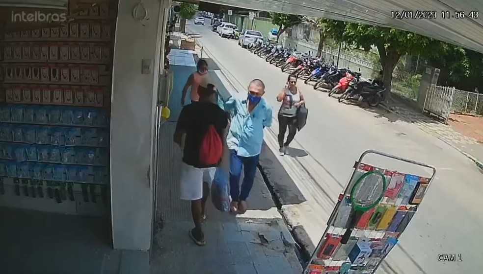 Dona de casa registrou um boletim de ocorrência e a Polícia Civil investiga o caso — Foto: TV Verdes Mares/Reprodução