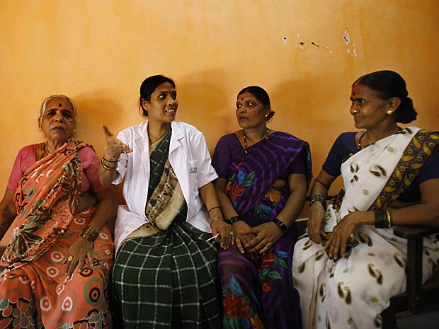 Estudo envolveu 150 mil mulheres na Índia ao longo de 15 anos (Foto: Rafiq Maqbool/AP)