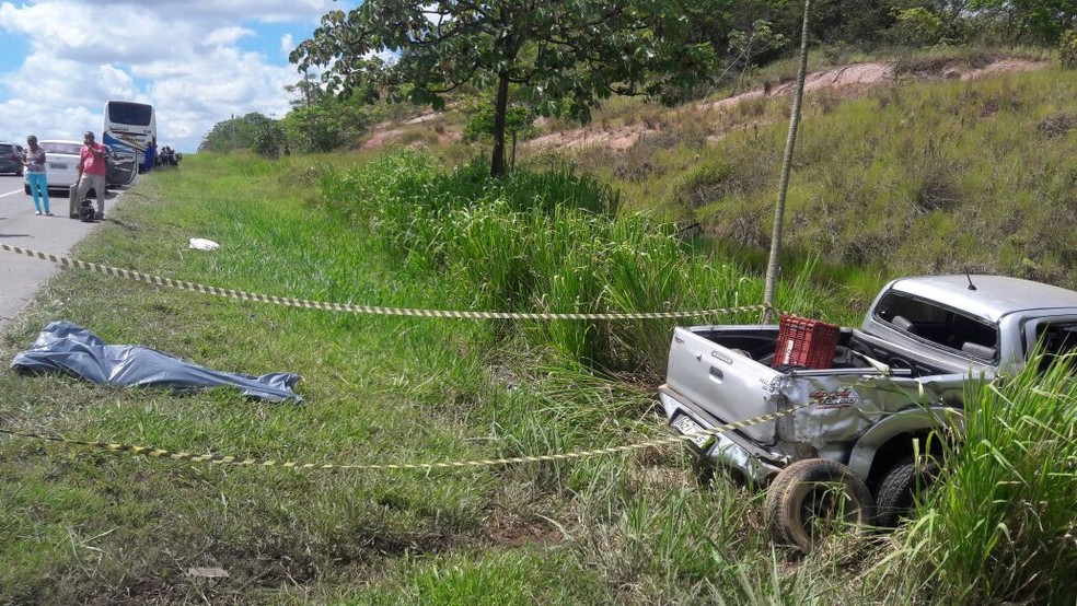 Caso ocorreu na manhã desta terça-feira (26), na BR-324 (Foto: Vanderson Nascimento/ TV Bahia)