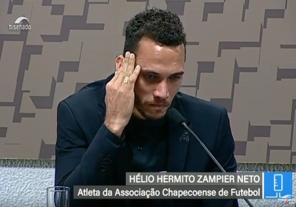 Audiência no Senado contou com o jogador Neto — Foto: Reprodução/TV Senado