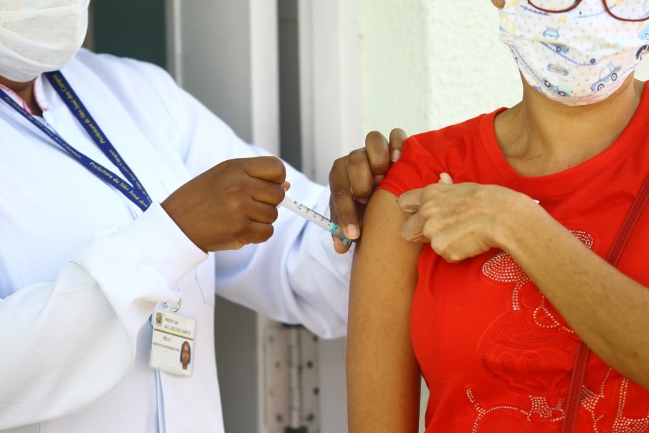 Covid-19: veja quem pode se vacinar em Jacareí, Caçapava e Guará nesta segunda-feira