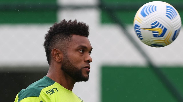 Borja é esperado na terça para assinar com o Grêmio