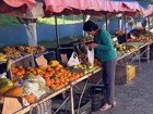 Preço de hortaliças e legumes cai mais, e inflação pelo IPC-S desacelera 